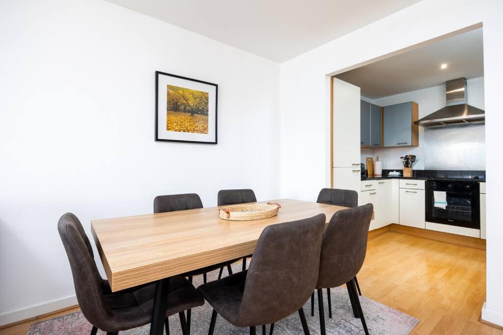 Lovely 2 Bedroom With Balcony Dublín