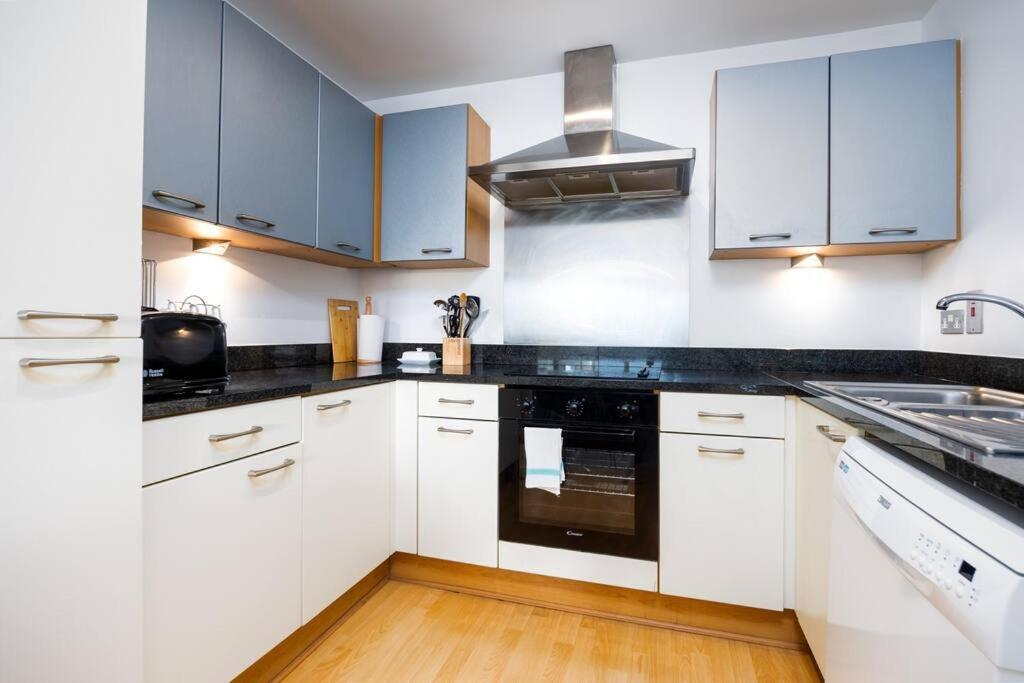 Apartamento Lovely 2 Bedroom With Balcony